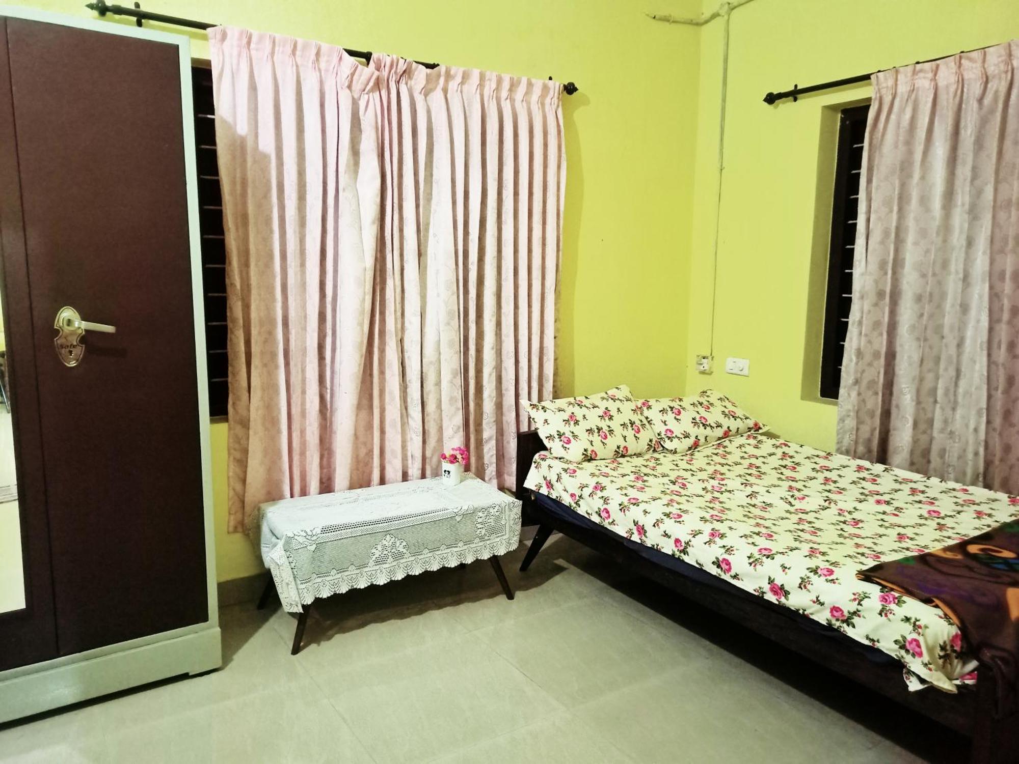 Pebbles Apartment Kozhikode
